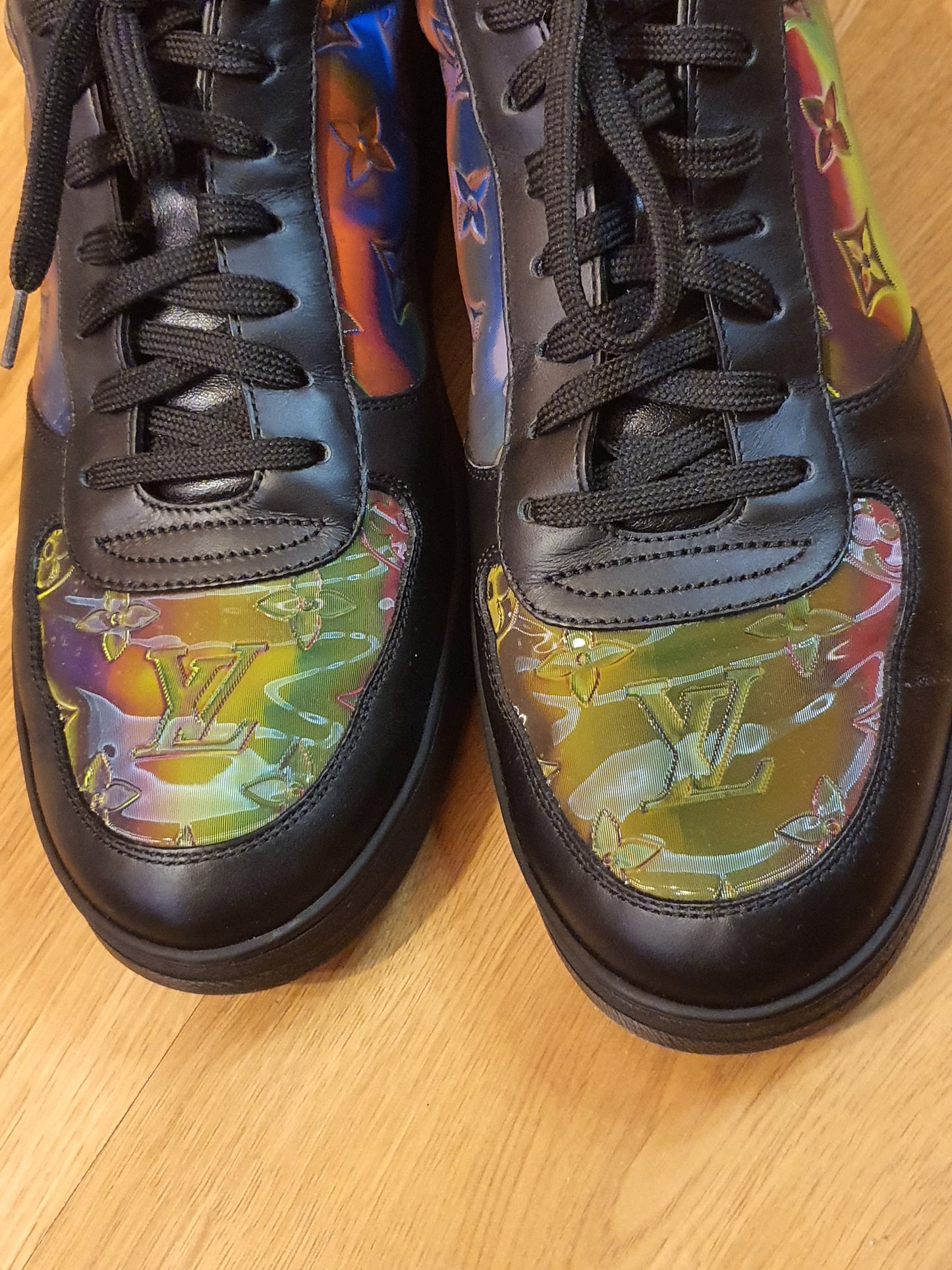 Louis Vuitton LV 8,5 Iridescent Monogram Rivoli Luxembourg Sneakers
